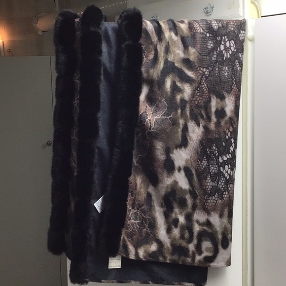 Chico's Jackets & Blazers - CHICOS FUR TRIM WRAP